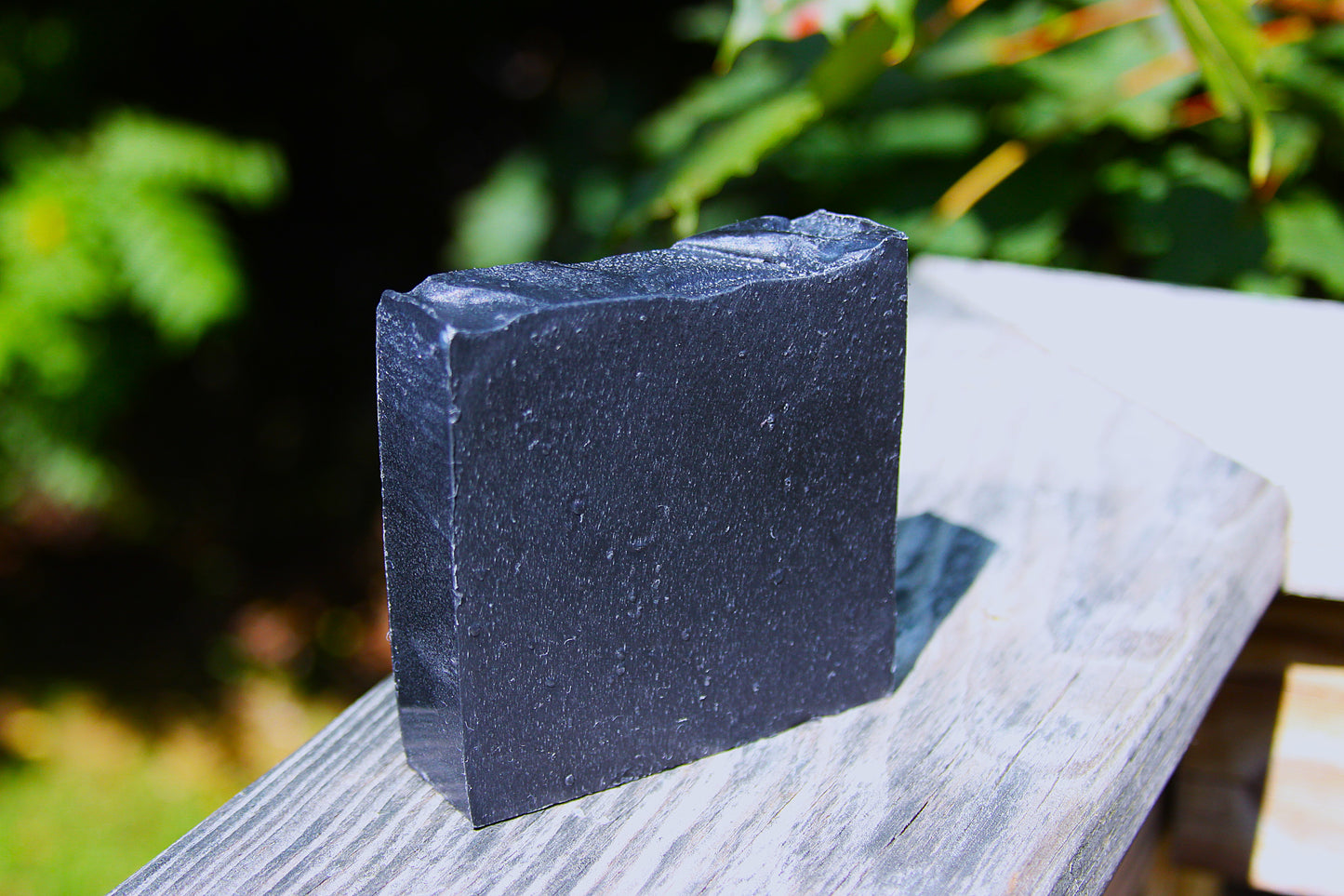 Charcoal + Tea Tree Detox